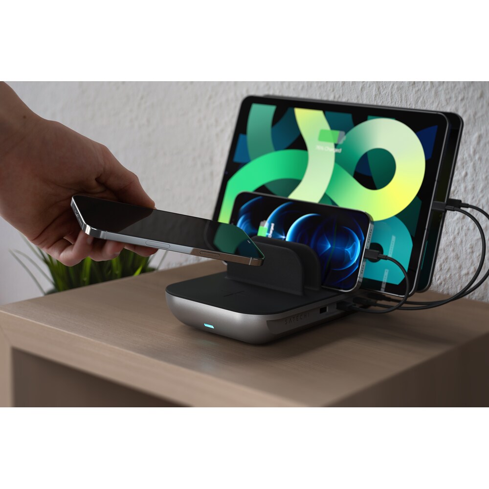 Satechi Dock5 Multi-Device Charging Station + Wireless Charging