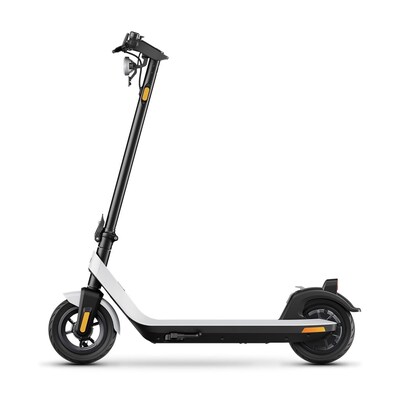 Pro mit günstig Kaufen-NIU KQi2 Pro E-Scooter mit Straßenzulassung weiß. NIU KQi2 Pro E-Scooter mit Straßenzulassung weiß <![CDATA[• Reichweite von ca. 40 km • Höchstgeschwindigkeit bis zu 20 km/h • Motorleistung: 300 W • Gewicht: 18,4 kg • Max. Z