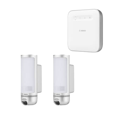 Starter günstig Kaufen-Bosch Smart Home Starter Set Sicherheit • 2x Überwachungskamera Outdoor. Bosch Smart Home Starter Set Sicherheit • 2x Überwachungskamera Outdoor <![CDATA[• Perfekte Kombination aus zuverlässiger Außenkamera & Außenbeleuchtung 