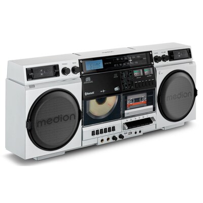 Rad 80 günstig Kaufen-Medion LIFE® P66538 Retro-Boombox. Medion LIFE® P66538 Retro-Boombox <![CDATA[• Retro-Boombox - kultige Zeitreise in die 80er! • 2 x 10 W RMS Musikausgangsleistung, X Bass Funktion • DAB+/PLL-UKW Radio, MP3-CD-Player, Kassettendeck • Blu