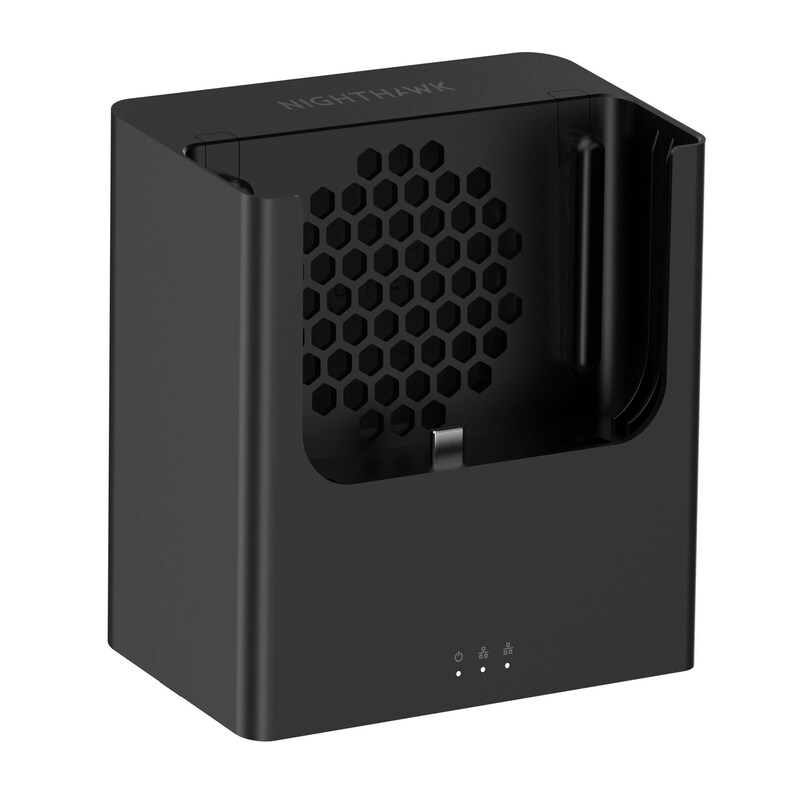 NETGEAR günstig Kaufen-Netgear MD200 - Nighthawk Mobile Hotspot Cradle. Netgear MD200 - Nighthawk Mobile Hotspot Cradle <![CDATA[• Adapter für drahtlose Accesspoints • kompatibel mit M3, M6, M6 Pro, M7, M7 Pro und M7 Ultra • 2x GB-LAN, N/Ax USB • Lieferumfang: Nur Adapter • tre
