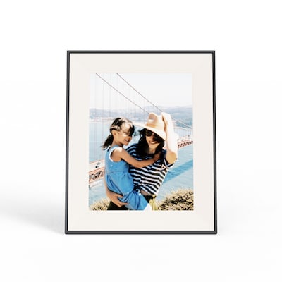 Image of Aura Frames AF115 Photoframe Walden 38cm (15") Digitaler Bilderrahmen Matted Ink