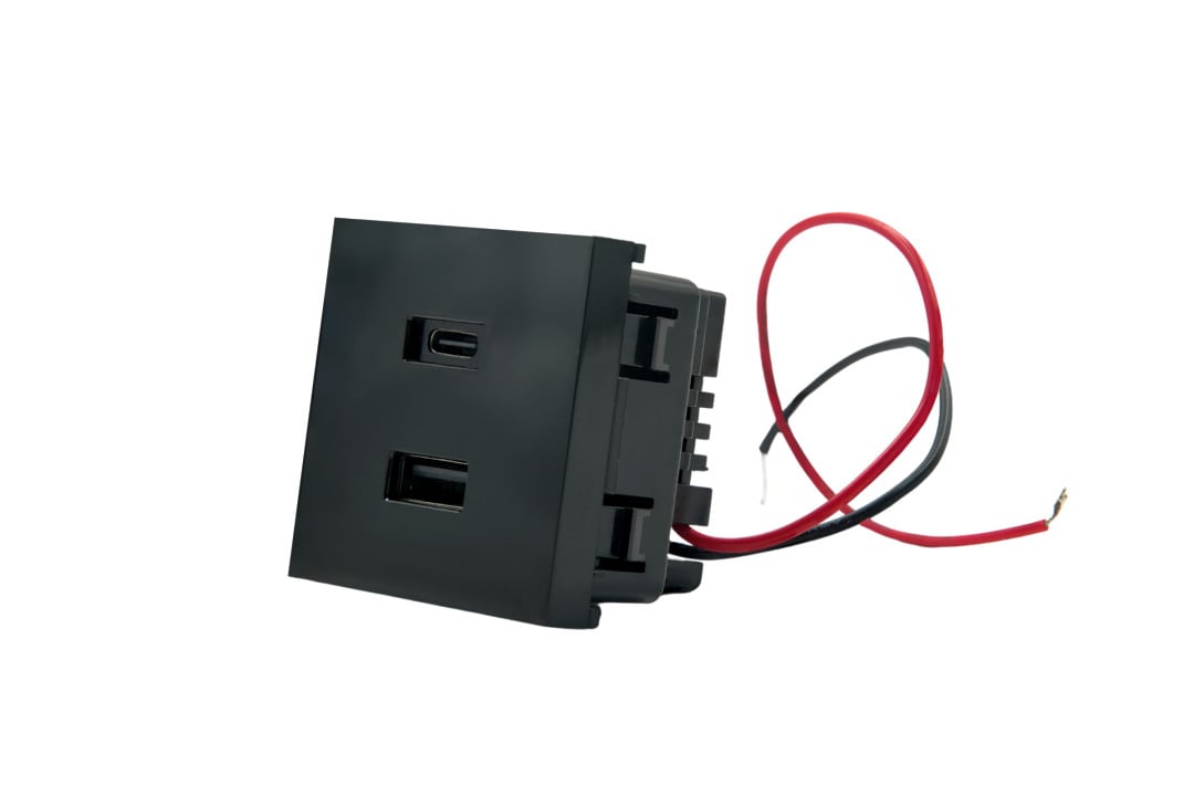 Shelly USB-Charger schwarz für Shelly Wall Display